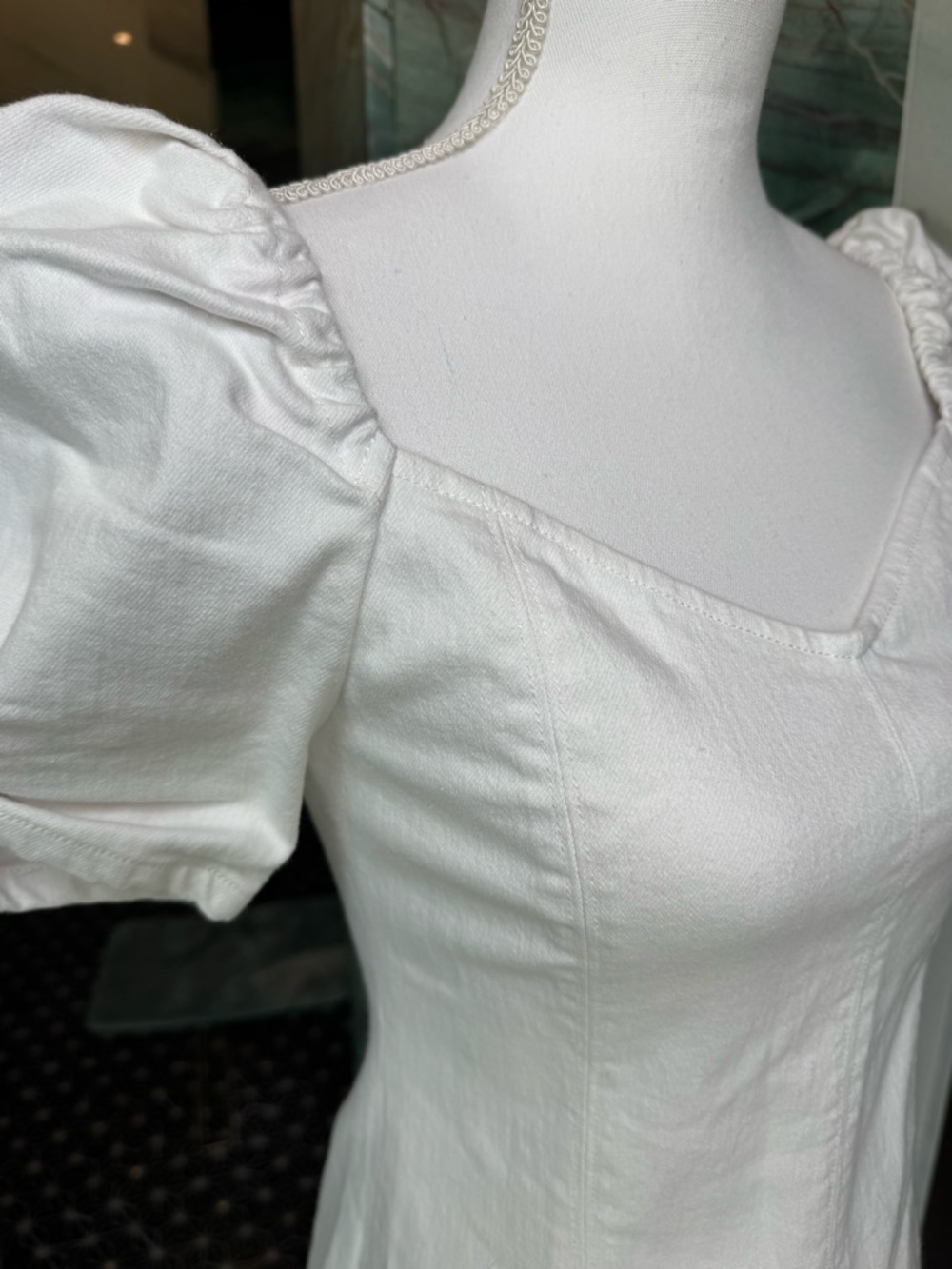 Alice + Olivia WHITE MIMI DENIM MINI DRESS SZ 10 - Picture 9 of 12